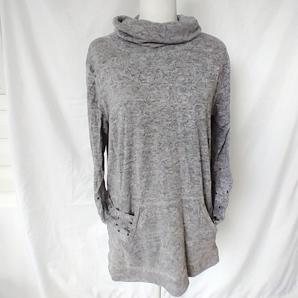 Love More Sweaters - Love More Grey XL pullover stars on sleeves